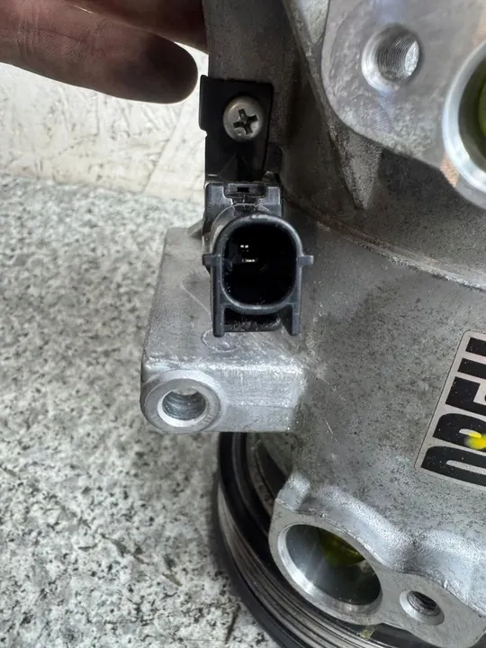 Compresor de Aire Acondicionado Mazda 2 DJ III 2015-2023 image 6