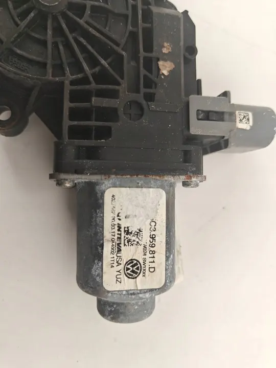 Heckfenstermotor OEM 5C3959811D Linke Seite Volkswagen image 4