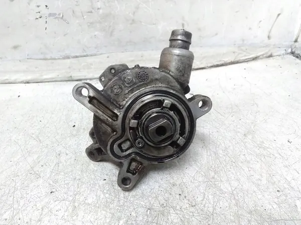 Imupumppu VOLVO S60 I 2.4L Diesel 2003 image 4