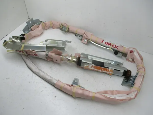 Subaru Legacy 09-14 Ilmatyynyverho Oikea Matkustaja OEM image 2