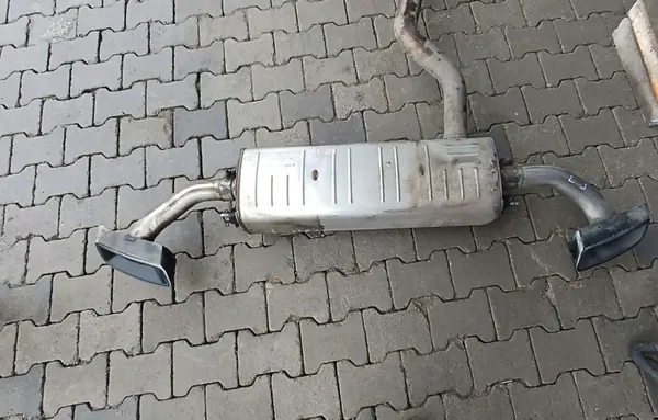 Audi Q8 Auspufftopf OEM 4M4253611Q Gebraucht image 3