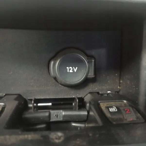 OEM 966610537700 12V USB AUX Paneeli Peugeot 308:lle image 3