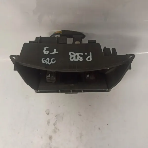 OEM 966610537700 12V USB AUX Paneeli Peugeot 308:lle image 9