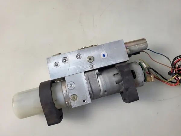 Mercedes SLK R171 tak hydraulpump OEM A1718000030 image 7