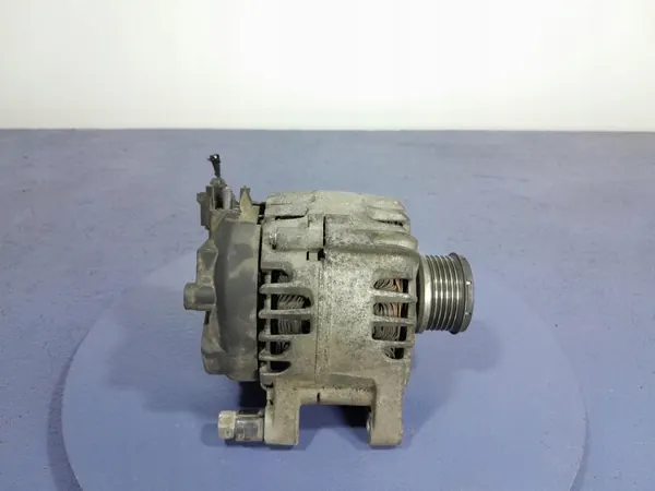 Volvo V50 S40 II Lift Alternator 120A D4162T 30659389 image 2