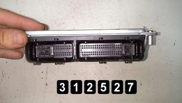 ECU VW Passat d'occasion OEM AM-312527 (1999) image 4