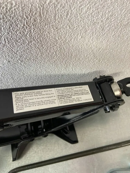 Clé de roue Subaru Forester III SH Set OEM 97035AG002 image 5