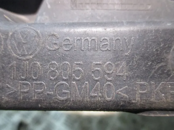 Barra de reforço frontal VW Golf 4 IV image 4