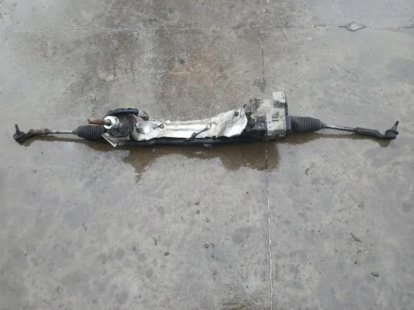 Stuurhuis OEM CV66-3D070-LF Ford Focus MK3 image 2