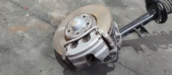 Gruppo Sospensione Anteriore Destro Mercedes CLA W118 1.3 CGI image 4