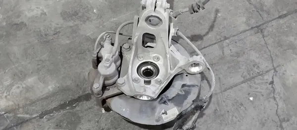 Gruppo Sospensione Anteriore Destro Mercedes CLA W118 1.3 CGI image 7