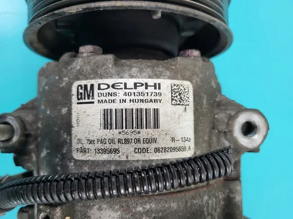 Ilmastointikompressori OPEL ASTRA IV J 1.4 T Turbo OEM image 2