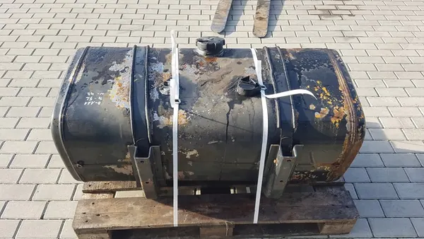 Réservoir de carburant 710 L complet MAN TGX TGS Euro 6 image 4