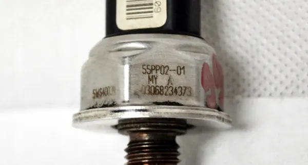Sensor presión combustible OEM 5WS40039 55PP02-01 image 3
