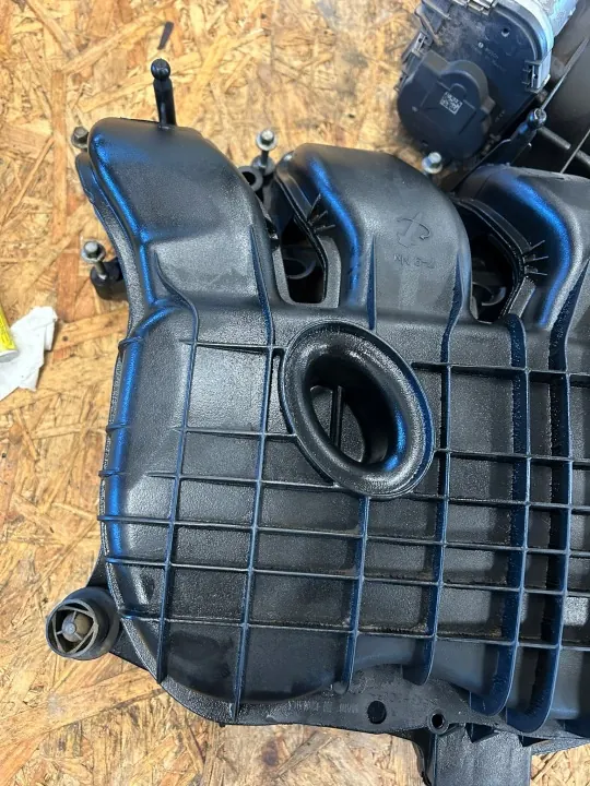 Colector de admisión OEM 05184693AE para Dodge Charger 3.6L image 3