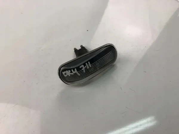 Pisca adicional Saab 9-5 OEM 087721401NB image 2