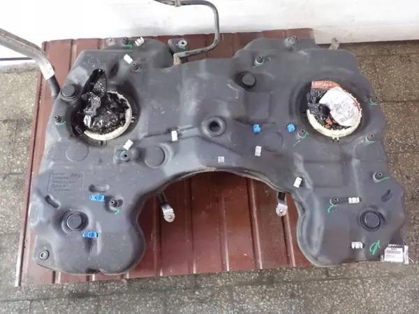 Tanque de combustível Mercedes-Benz OEM A0050088299 image 3