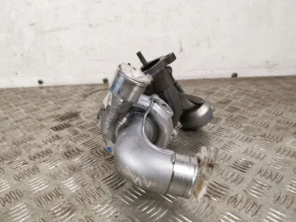 Toyota Turbo OEM 172010R052 RAV4 XA40 2015 image 4