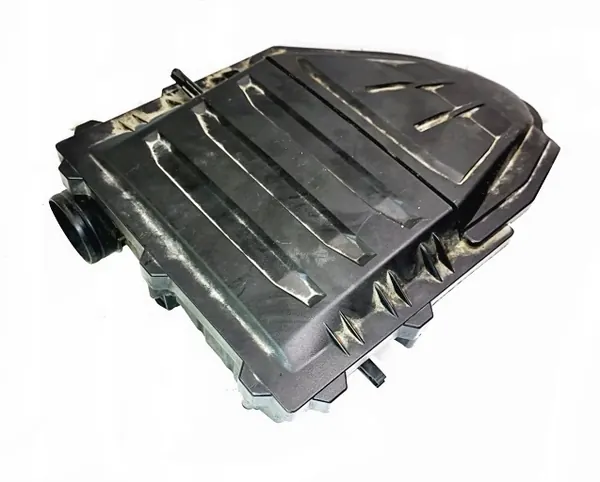 OEM Luftfilterhus för 1.0 TSi Caddy A1 Fabia III image 3