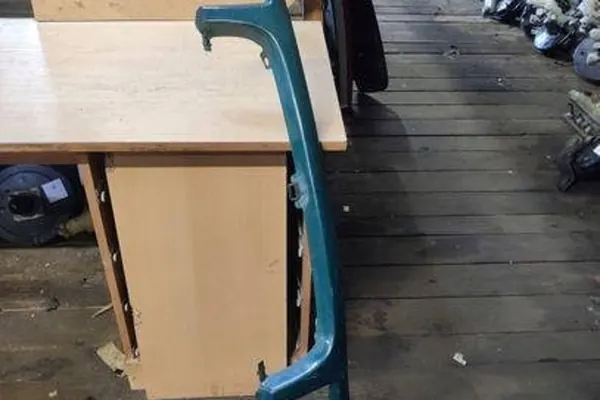 Couvercle de phare avant gauche VW PASSAT B3/B4 3A0853661A image 2