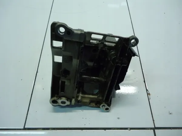 Öljypumppu MINI COOPER 1.6D N47C16 OEM 7823007 image 4