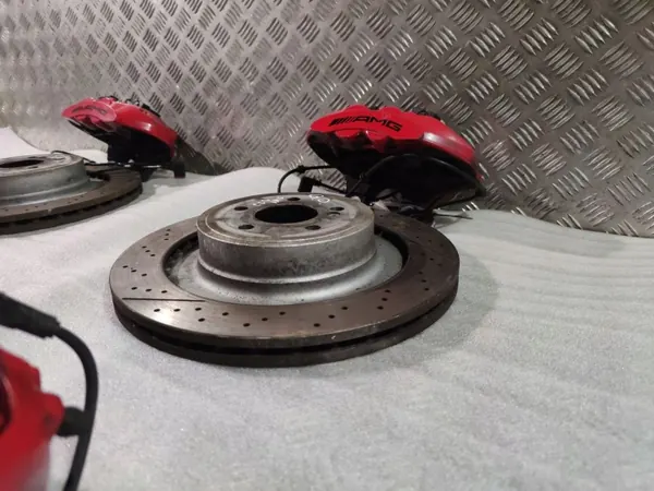 Jeu disques et étriers frein Mercedes-Benz CLS C218 AMG OEM A49503 image 10