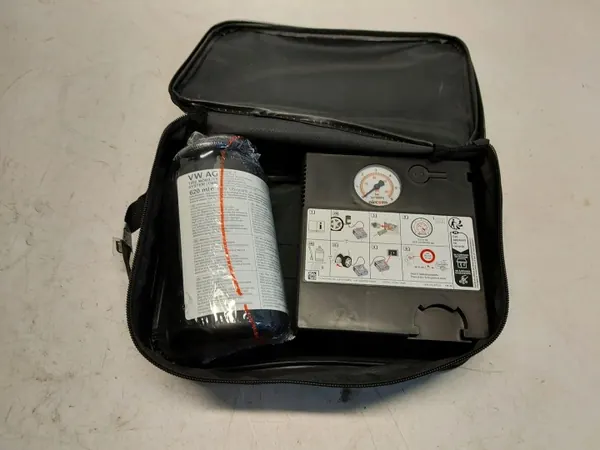 Kit de reparação Audi Q4 E-TRON OEM 2K0601703A image 2