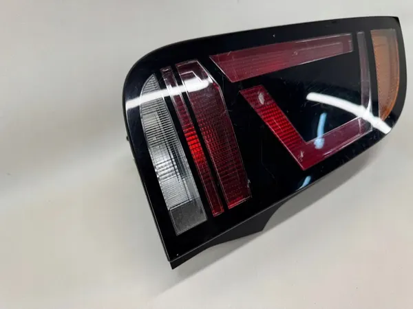 VW UP LIFT VÄNSTER BAKLYKTA OEM 1S0945095J image 5