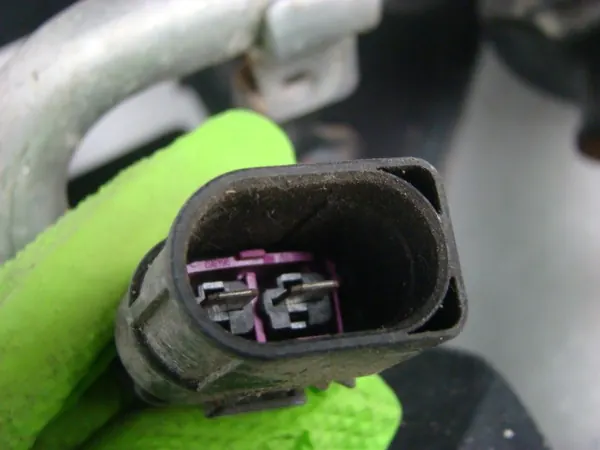 Pompe secondaire Audi A6 4G0131017C image 3