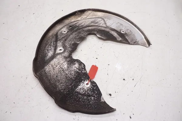 Proteção de disco de freio dianteiro direito Volvo S60 III V60 II image 5