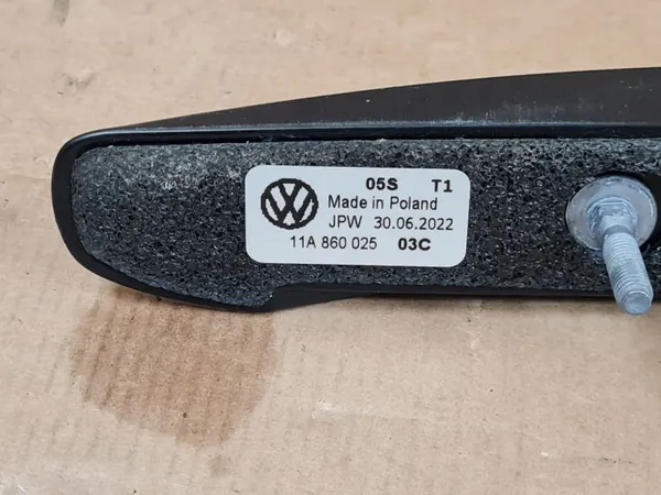 Kattokaide oikea puoli musta OEM 11A860026 VW ID4 image 10