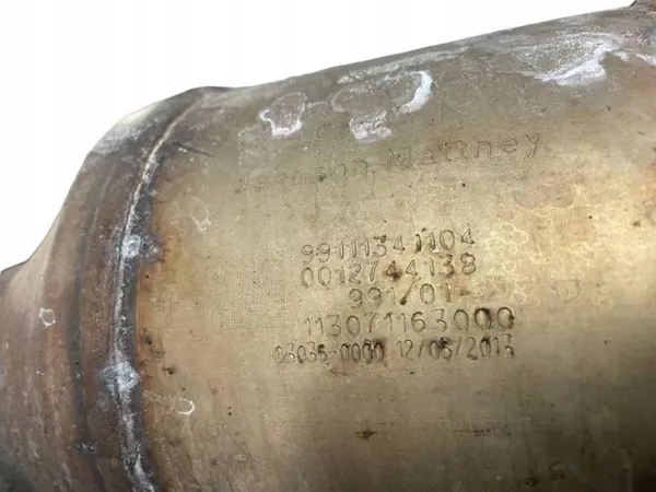 Porsche 991 3.8 GTS Linker Katalysator OEM 99111341104 image 5