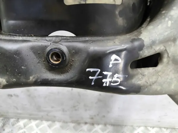 Vorderes Hilfsrahmen OEM AMD137179 für Mini Cooper image 6