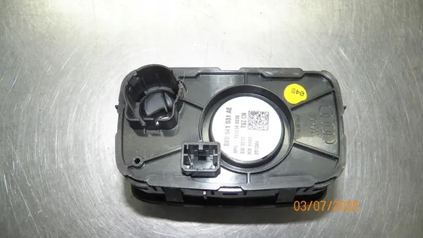 Lichtschakelaar Audi A3 2015 OE 8V0941531AE image 2