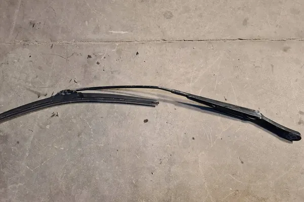 Voorruitenwissers VW TRANSPORTER V (T5) 2.0L diesel OEM 7H1955410C image 2