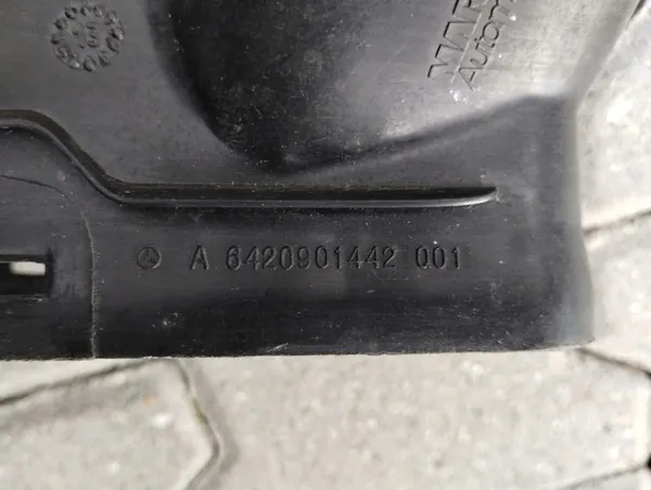 Luchtinlaatpijp Mercedes W212 W218 A6420901442 image 3