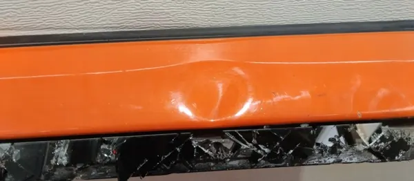 OEM RAMKA RAMA STELAŻ SZYBY PRZEDNIEJ JEEP WRANGLER JK 3 image 4