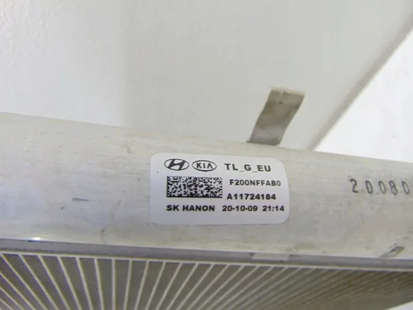 Condenseur AC Kia Sportage IV OEM F200NFFBB0 image 10