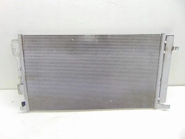 Condenseur AC Kia Sportage IV OEM F200NFFBB0 image 7