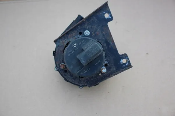 Pompe à air secondaire BMW OEM 1437746 pour Z3 M52TU/M54 image 3