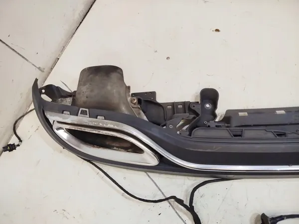 Achterbumper Diffuser voor Mercedes W205 C350 AMG Sport - OEM image 6