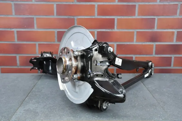 Vasen takapyöränkannatin OEM 8858996 MINI Cooper J01/J05 image 3