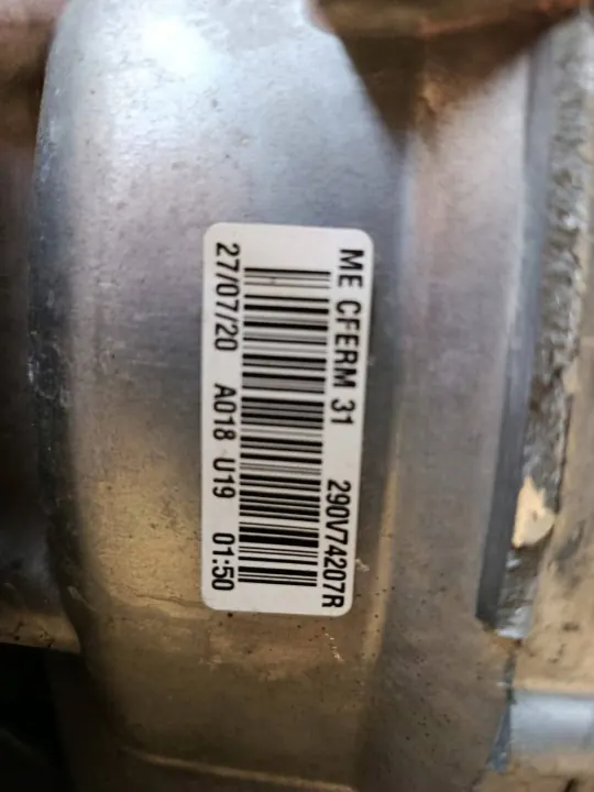 Sähkömoottori Renault Zoe 2019 OEM 290V74207R image 10