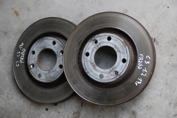 Disques de Frein Avant Citroen OE pour C3 III 2017 1.2B image 2