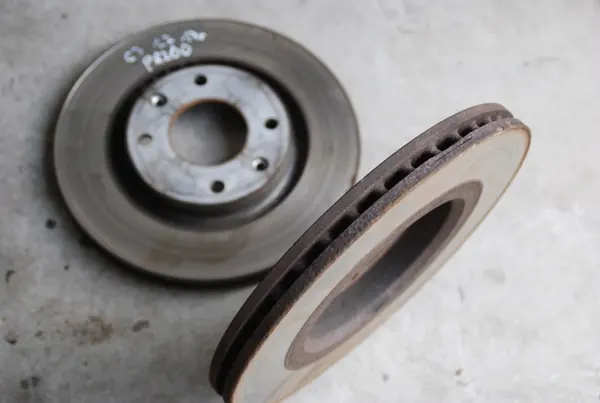 Disques de Frein Avant Citroen OE pour C3 III 2017 1.2B image 3