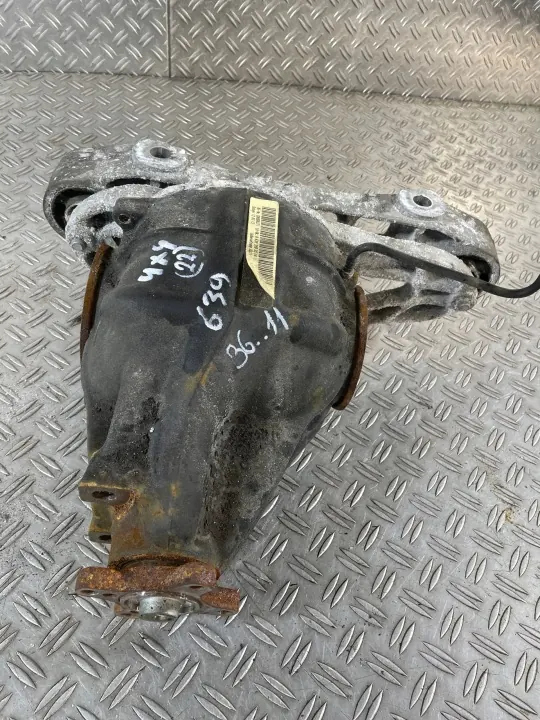Mercedes VITO 639 achteras OEM A6393503214 image 2