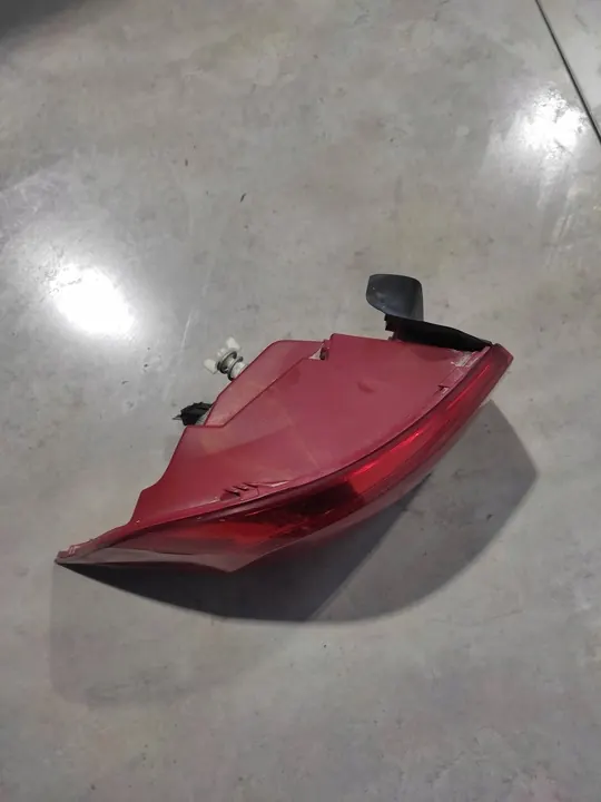 LÁMPARA LED VW Passat B7 Variant Trasera Izquierda OEM 3AF945207B image 3