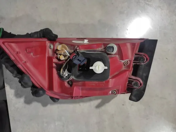 LÁMPARA LED VW Passat B7 Variant Trasera Izquierda OEM 3AF945207B image 5