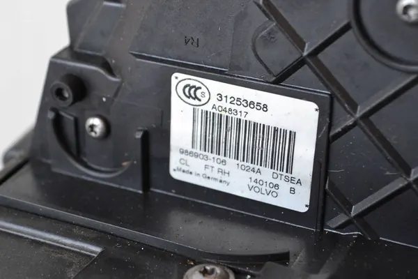 Vordertürschloss rechts Volvo V70 III OE 31253658 image 6