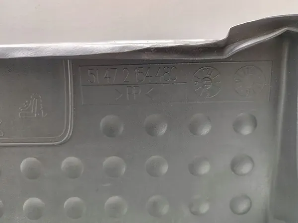 BMW 5 F10 F11 2012 Takaluukun Kumimatto OEM 2154480 image 3